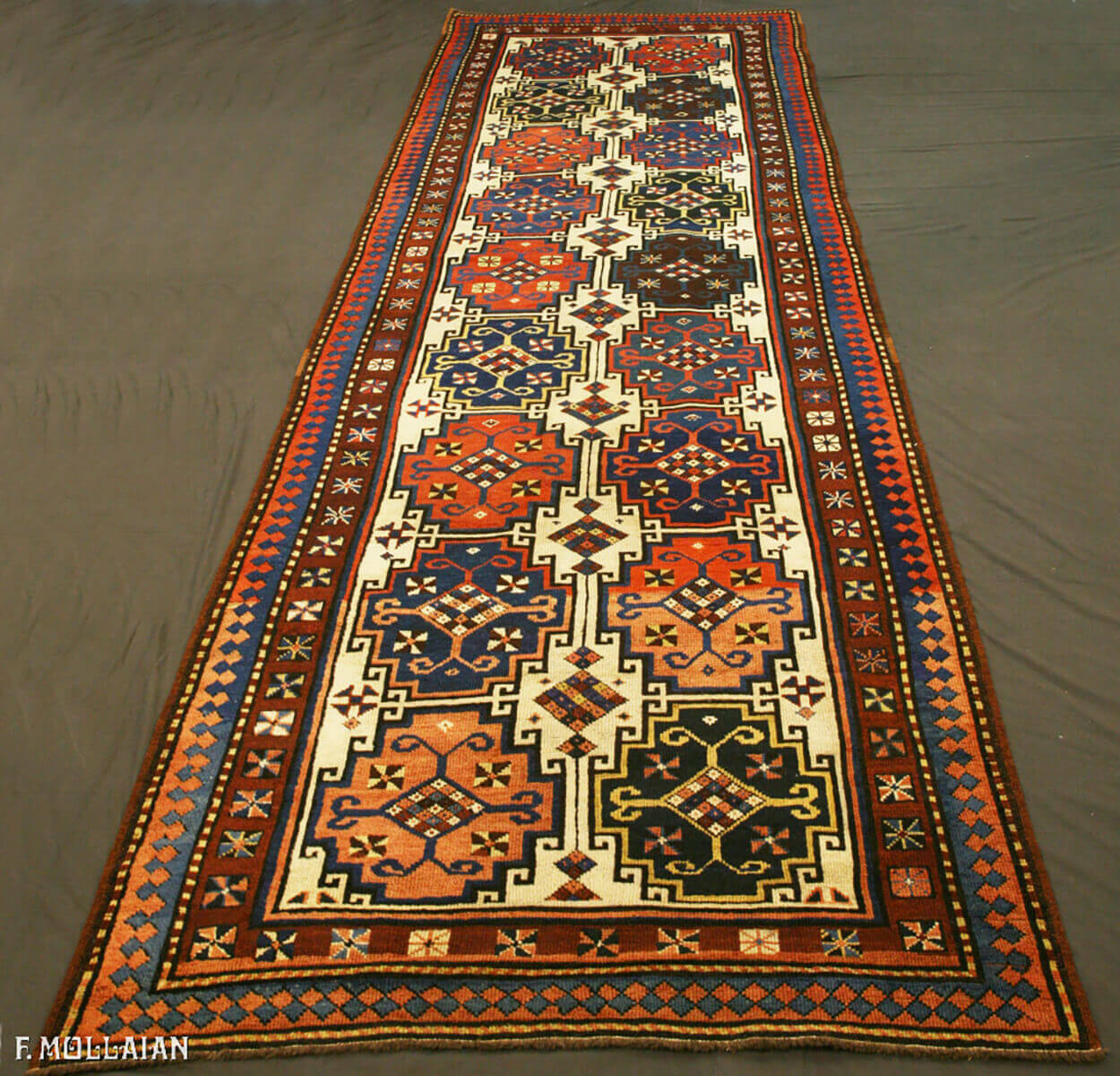 Tapis Couloir Caucasien Antique Kazak Moghan n°:12247209